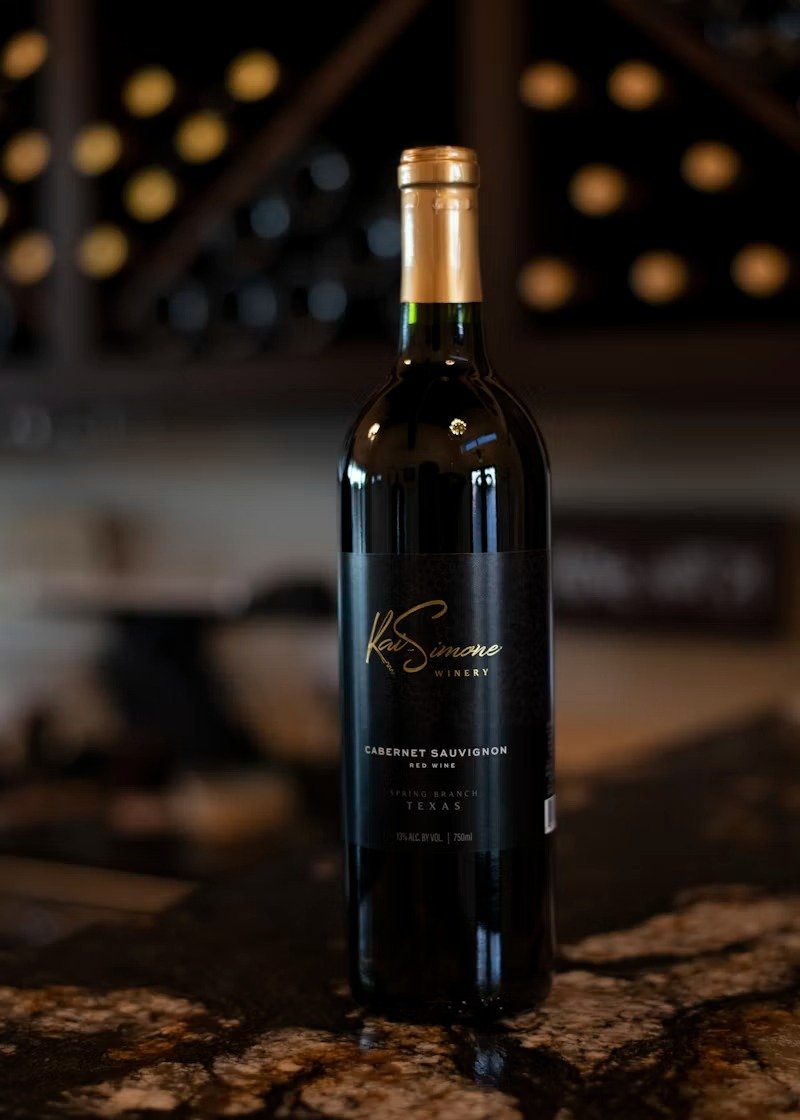 White wine selection available for Peekay wines premium Home delivery in Mumbai